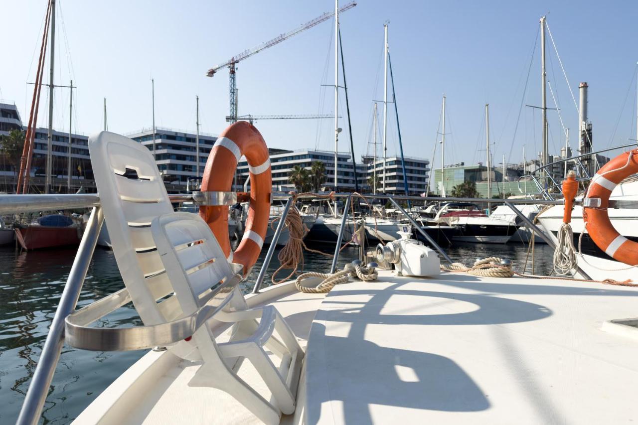 Rufus Port Forum Hotel ซานต์อาเตรียเดเบซอซ ภายนอก รูปภาพ